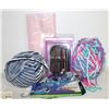 Image 1 : FLAT OF ASSORTED KNITTING/CROCHET ASSESSORIES