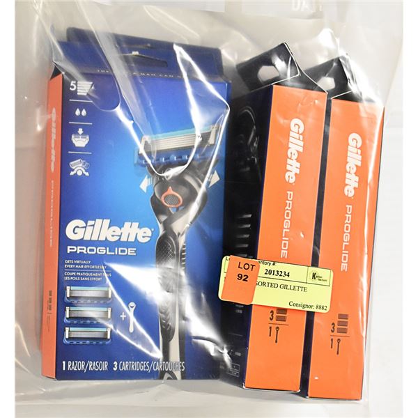 LOT OF ASSORTED GILLETTE RAZORS