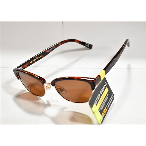 PAIR OF FOSTER GRANT SUNGLASSES