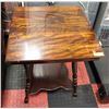 Image 2 : ANTIQUE HALL TABLE WITH TWIST DESIGN LEGS