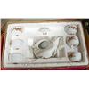 Image 1 : FLAT OF ASSORTED JAPANESE TEA & SERVING SET