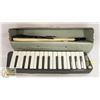 Image 1 : HOHNER MELODICA PIANO 27