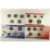 Image 2 : 2001 US MINT SET (UNC) P/D (WITH ENVELOPE)