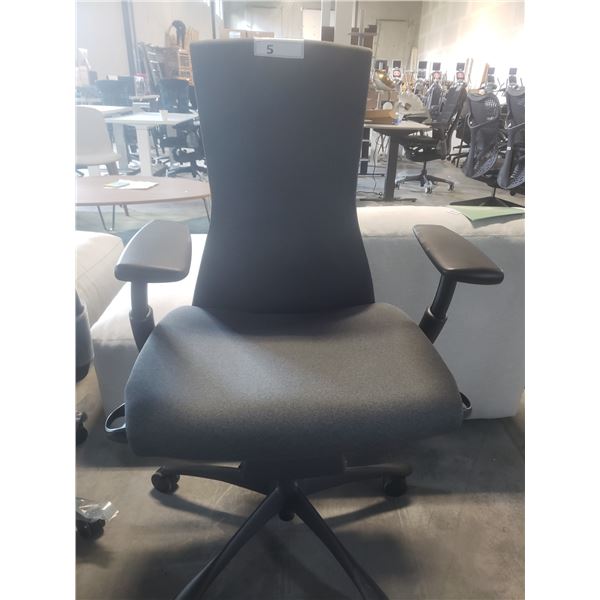 HERMAN MILLER EMBODY CHARCOAL/GRAPHITE FULLY ADJUSTABLE GAMING TASK CHAIR  RETAIL PRICE