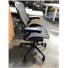 Image 2 : HERMAN MILLER AERON GRAPHITE FULLY ADJUSTABLE TASK CHAIR SIZE B RETAIL PRICE $1806 CAN