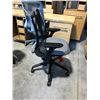 Image 2 : HERMAN MILLER SAYL GREY/BLACK FULLY ADJUSTABLE TASK CHAIR RETAIL PRICE $970