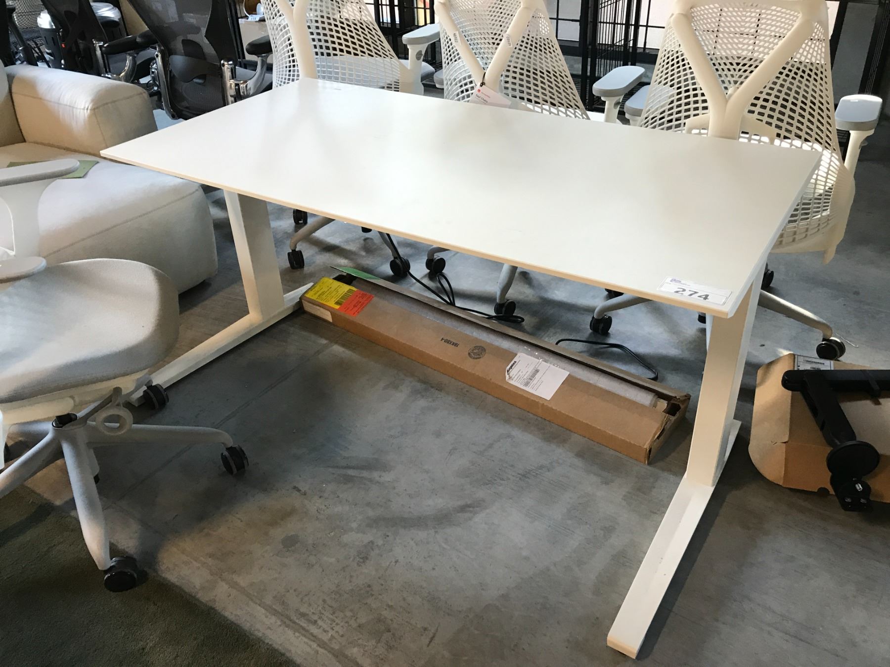 Programer Table HERMAN MILLER WHITE ADJUSTABLE HEIGHT SIT/STAND ELECTRIC PROGRAMMER ...
