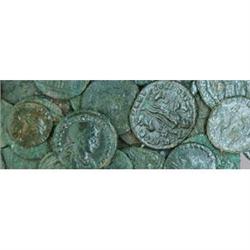 Roman Empire Coins Lotto di 30 piccoli bronzi del