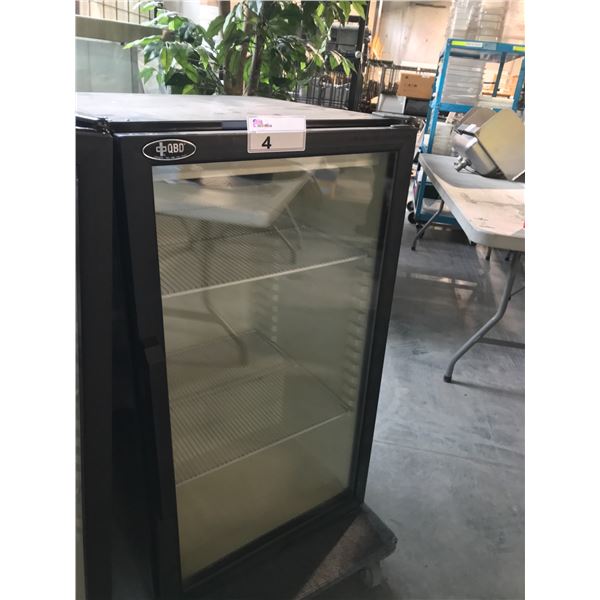 CBD GLASS DOOR 21"W X 24"D X 38"H COOLER
