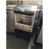 Image 3 : HOSHIZAKI STAINLESS STEEL SELF CONTAINED ICE CUBER ICE MACHINE WITH STORAGE BIN MODEL KM-61BAH