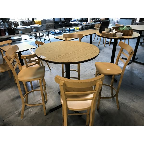 NATURAL OAK 36" ROUND BAR HEIGHT TABLE WITH 4 MATCHING LIGHT WOOD GRAIN METAL BAR STOOLS