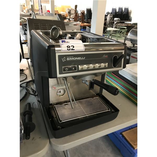NUOVA SIMONELLI APPIA CAPPUCCINO/ESPRESSO MACHINE