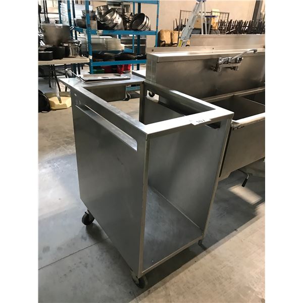 STAINLESS STEEL MOBILE SERVING STATION 20"W X 37"D X 39"H