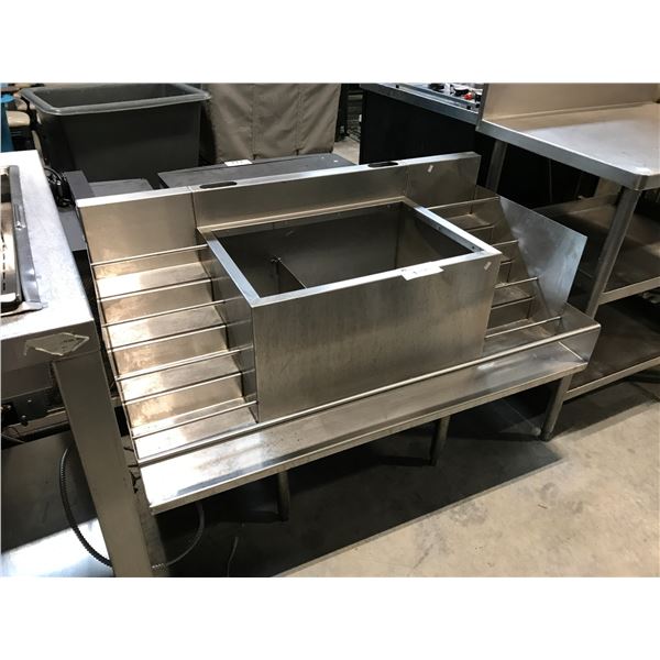 STAINLESS STEEL DUAL COMPARTMENT RINSE STATION 48"W X 25"D X 32"H