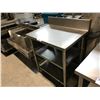 Image 2 : STAINLESS STEEL PREP TABLE 33"W X 24"D X 37"H