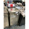 Image 2 : COOK SHACK SMART ELECTRIC SMOKER 20"W X 24"D X 44"H