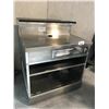 Image 1 : STAINLESS STEEL 40"D X 34"W X 48"H SERVICE BAR