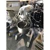 Image 2 : HOBBART MOFR A200FT 115V COMMERCIAL DOUGH MIXER