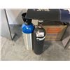 Image 1 : 2 20LB STAINLESS STEEL AND ALUMINUM CO TANKS