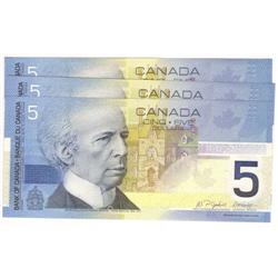 3 consec. $5.00 Insert notes 2005 Choice UNC