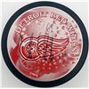 Image 1 : CHRIS CHELIOS SIGNED DETROIT RED WINGS HOCKEY PUCK ( JSA COA)
