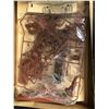 Image 2 : STAR WARS: RETURN OF THE JEDI "JABBA THE HUT THRONE ROOM" SCALE MODEL KIT