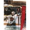 Image 2 : VANCOUVER CANUCKS COLLECTIBLES LOT