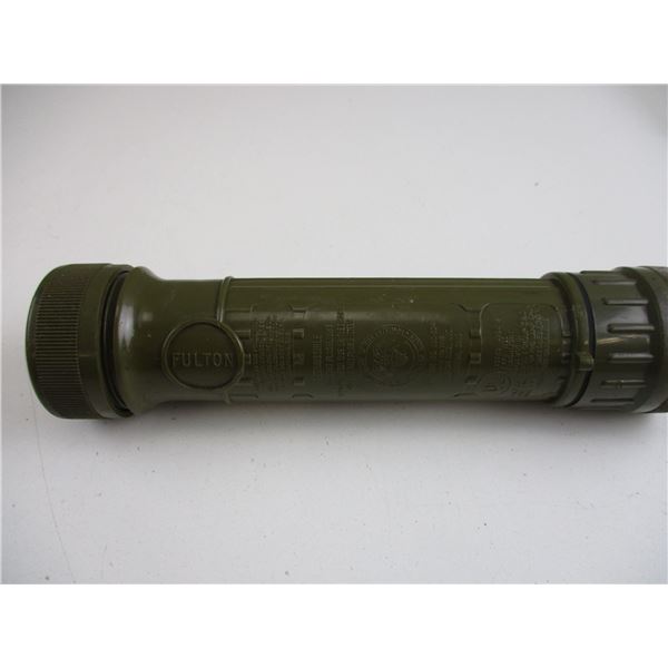 U.S. FULTON MX-992/U FLASHLIGHT