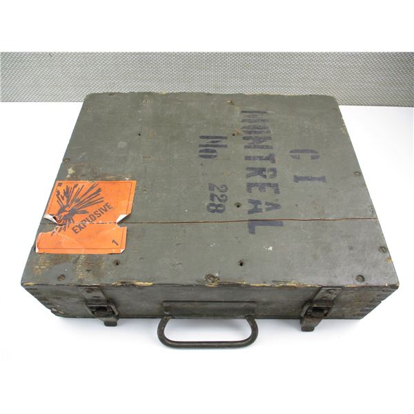GREEN WOODEN MILITARY AMMO BOX