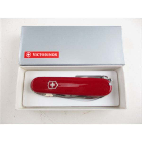 VICTORINOX MULTI-TOOL