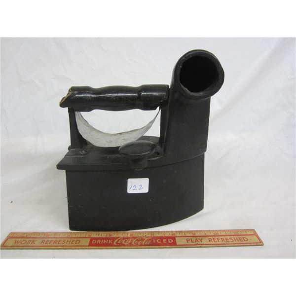 ANTIQUE COAL IRON MADE OF CAST IRON