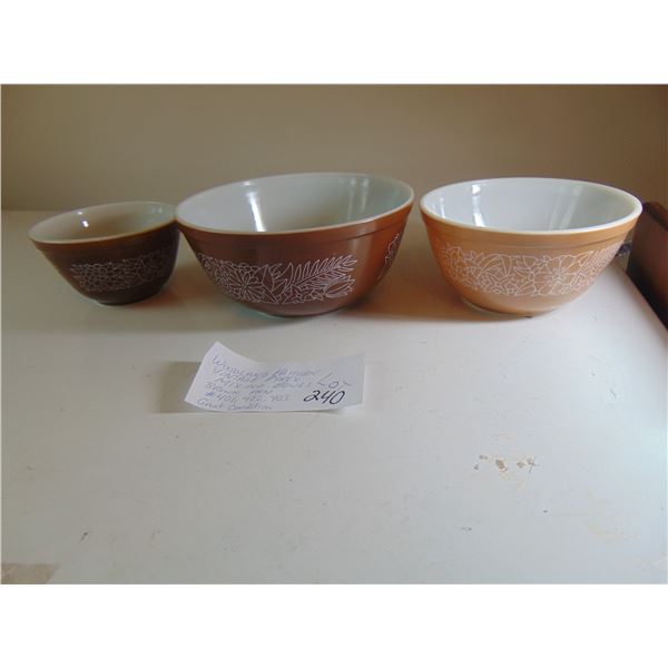 #401 402 403 WOODLAND PATTERN PYREX MIXING BOWLS