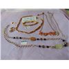 Image 3 : VINTAGE SIGNED AND UNSIGNED NECKLACE AND EARRINS SEE PHOTO
