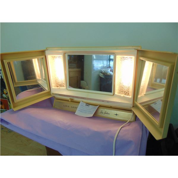 VINTAGE LADY SUNBEAM MAKE UP MIRROR LOVE LIGHT