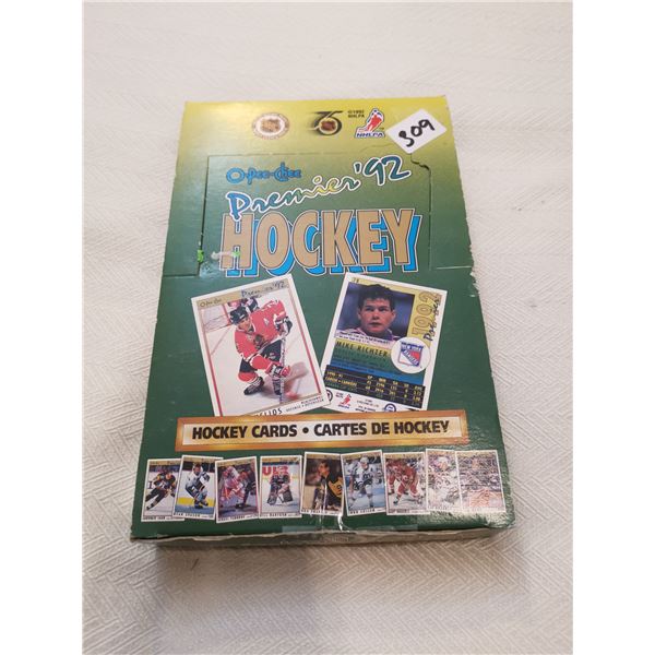 Premier 92 O-Pee-Chee full box hockey cards