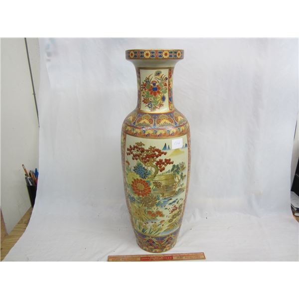 Large 24 inch high Oriental Vase no damage