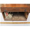Image 3 : Antique Viking Turntable Radio in wooden cabinet