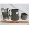 Image 1 : 3 Vintage Metal Mugs