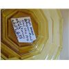 Image 4 : 637 AMBER OCTAGONAL CHIP DISH SET