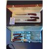 Image 5 : 653 OLD MILL FAUX HORN AND WOOD CARVING SETS