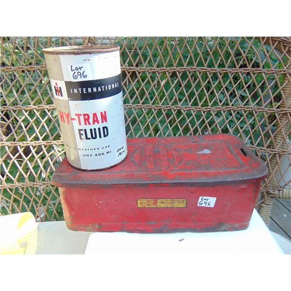 696 INTERNATIONAL HY-TRAN FLUID TIN & IHC TRACTOR TOOLBOX