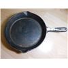 Image 1 : 698 VINTAGE GSW NO. 9 CAST IRON FRYING PAN