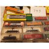 Image 8 : 34 cars 2 engines and tracks N scale
