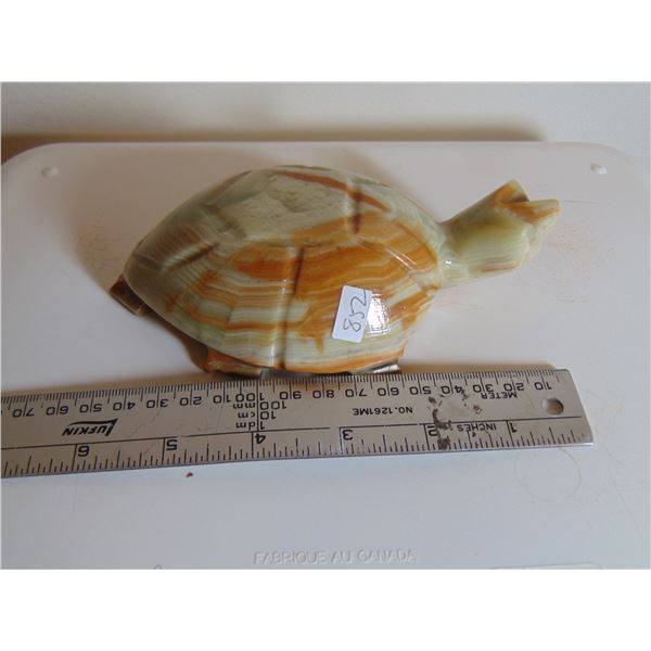 852 6” ONYX MARBLE TURTLE