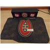 Image 2 : 885 MONTREAL CANADIENS TRAFFIC LIGHT & CAR FLOOR MAT