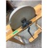 Image 2 : 14" Grinding wheel on stanf - operational