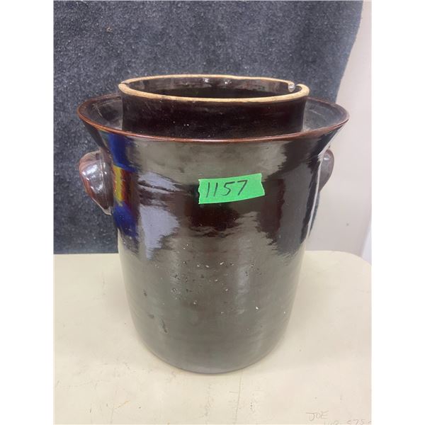 Crock no chips or cracks K Z 10L Elephant ear on handle