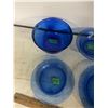 Image 2 : 4 blue glass pieces 2 bowls 2 plates  7.5" across
