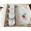 Image 2 : ROSE CREST HEAT PROOF DURAWHITE 8 PIECE SNACK SET IN BOX