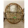 Image 2 : Bear Paw Snow shoes 16"x12"